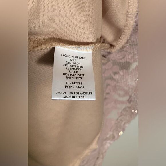 Emerald  Sundae NWT pink/quartz glittery core social dress Size Small - Picture 5 of 9